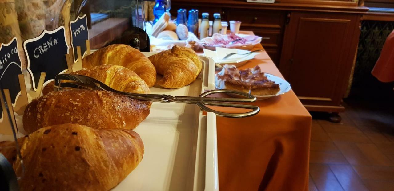 Bed & Breakfast Ottoquadri Quattordio Buitenkant foto